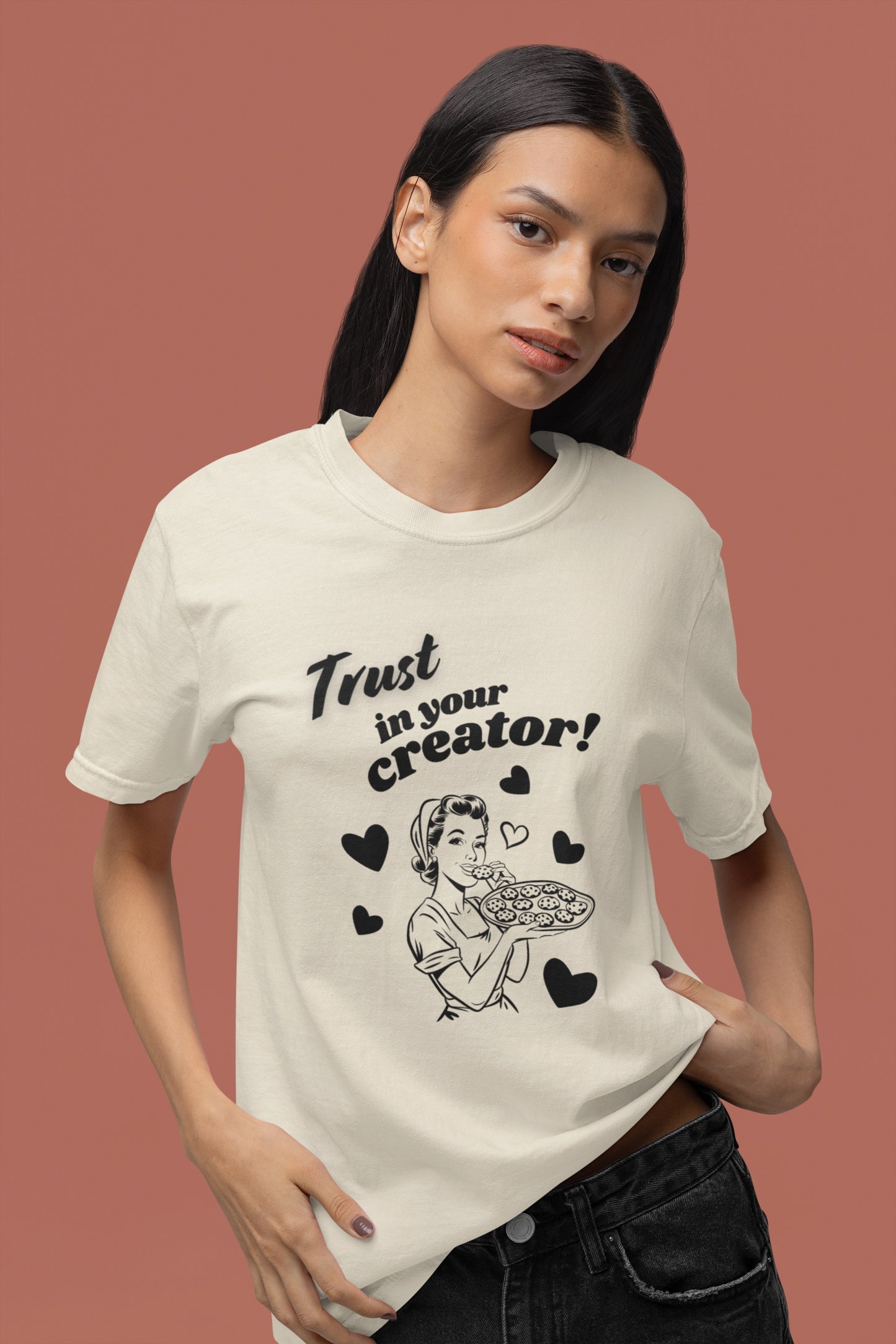 "Trust In Your Creator" Retro Mom Tee